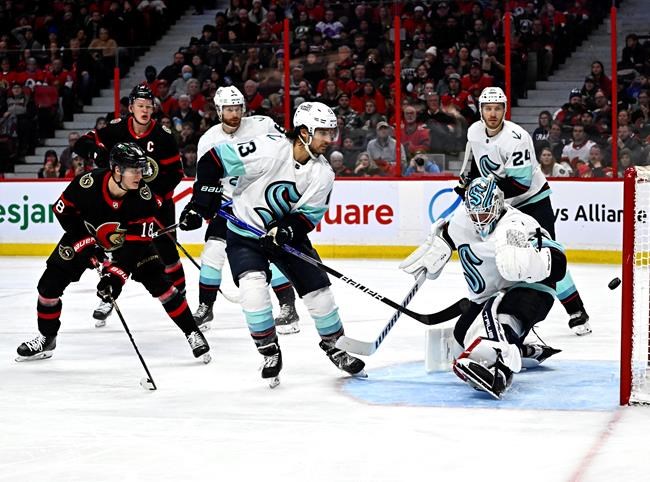 Kraken win fourth straight by squashing Senators 8-4 | iNFOnews.ca