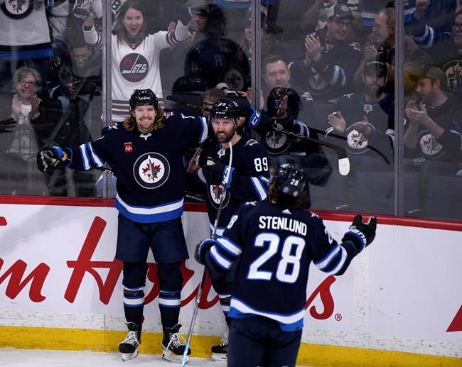 Kyle Connor has hat trick as Jets down Canucks 7-4; Winnipeg wins fifth straight | iNFOnews.ca Kyle Connor has hat trick as Jets down Canucks 7-4; Winnipeg wins fifth straight | iNFOnews.ca