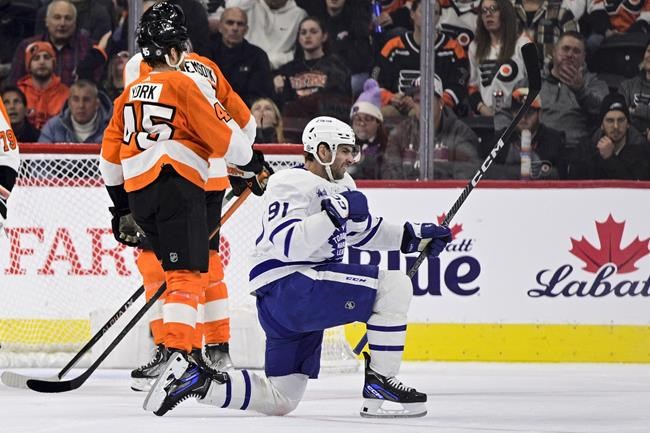 Tavares, Marner lead Maple Leafs to 6-2 win over Flyers | iNFOnews.ca