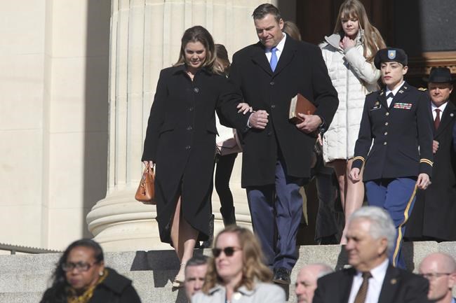 Democratic Kansas Gov. Kelly urges civility; Kobach is AG | iNFOnews.ca Democratic Kansas Gov. Kelly urges civility; Kobach is AG | iNFOnews.ca