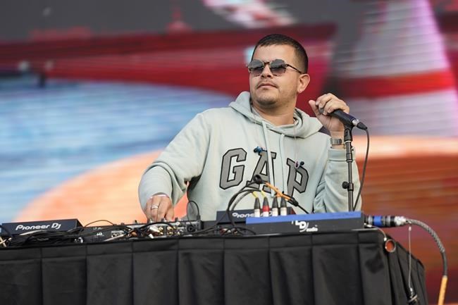 Puerto Rico reggaeton singer accused of domestic violence | iNFOnews.ca