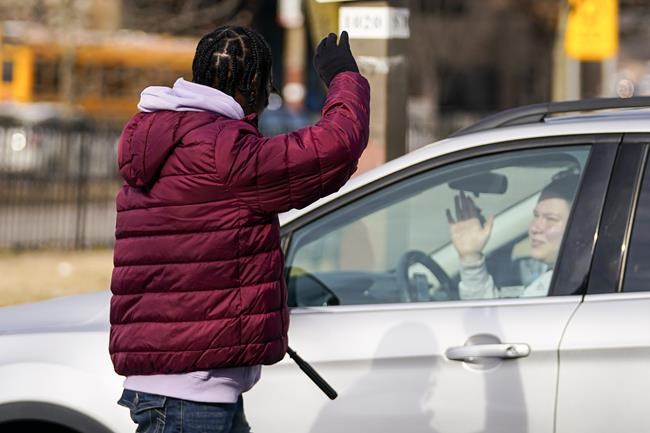 Baltimore launches plan to get squeegee workers off corners | iNFOnews.ca Baltimore launches plan to get squeegee workers off corners | iNFOnews.ca