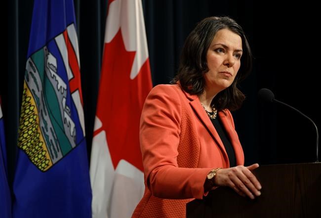 Alberta premier won't commit to sovereignty act to rebut feds' 'just transition' plan | iNFOnews.ca Alberta premier won't commit to sovereignty act to rebut feds' 'just transition' plan | iNFOnews.ca