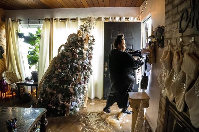 Storm-weary Californians clean up, brace for another torrent | iNFOnews.ca