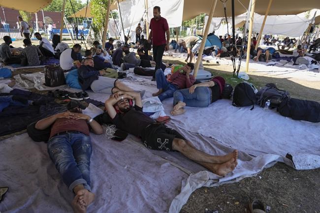 Dutch government backtracks on migrant family reunions | iNFOnews.ca Dutch government backtracks on migrant family reunions | iNFOnews.ca