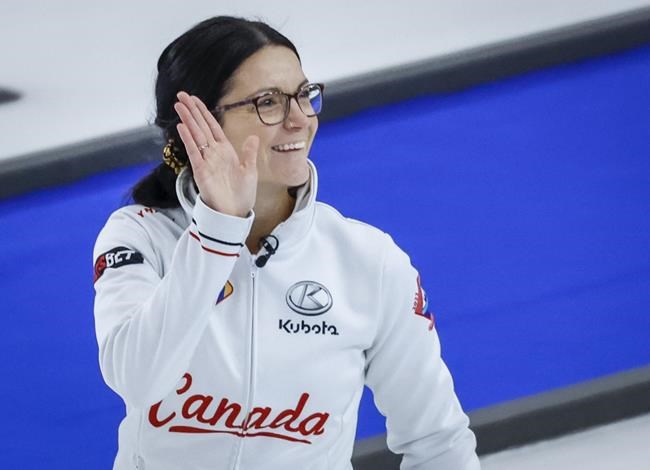 Reigning national champion Einarson dumps Lawes in five ends at Canadian Open | iNFOnews.ca