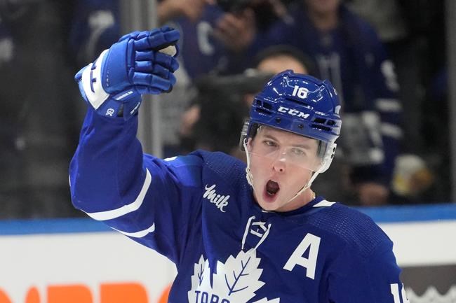 Mitch Marner scores late, Matt Murray shines as Leafs down Predators 2-1 | iNFOnews.ca