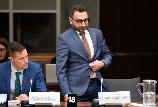 'Not hiding': Transport minister says Ottawa will be accountable on travel mess | iNFOnews.ca 'Not hiding': Transport minister says Ottawa will be accountable on travel mess | iNFOnews.ca