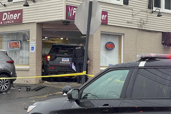 Officials probe officer shooting of cruiser theft suspect | iNFOnews.ca