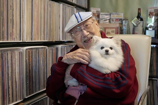 Hong Kong DJ who broadcast for 6 decades dies at 98 | iNFOnews.ca