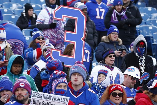 Hamlin cheers on Bills from home, says 'heart is with' team | iNFOnews.ca Hamlin cheers on Bills from home, says 'heart is with' team | iNFOnews.ca