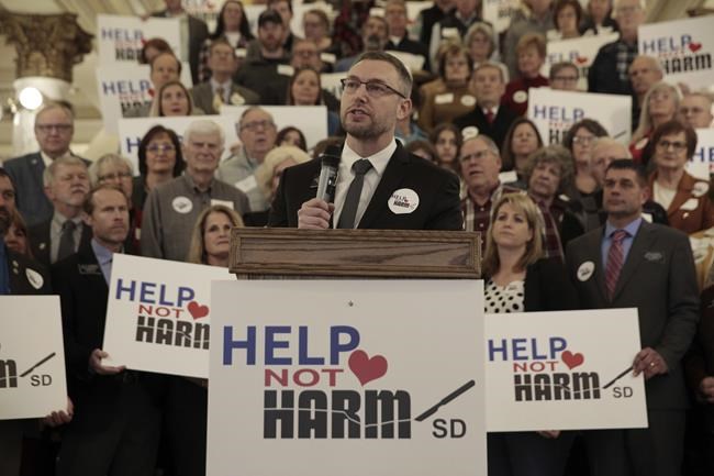 South Dakota GOP lawmakers push trans youth health care ban | iNFOnews.ca CP237393836