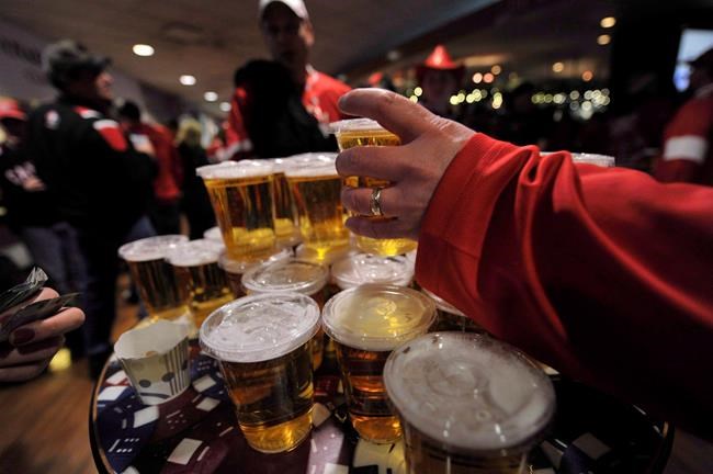 Highlights from Canada's guidance on alcohol and health | iNFOnews.ca CP2033688324