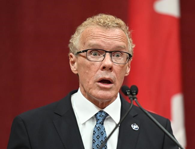 Quebec minimum wage set to rise by a dollar to $15.25 as of May 1 | iNFOnews.ca