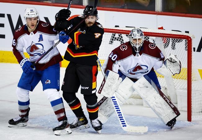 Lehkonen, Rantanen's two-goal efforts lead Avalanche to 4-1 win over Flames | iNFOnews.ca