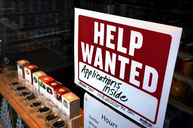 Fewer Americans file for jobless benefits last week | iNFOnews.ca