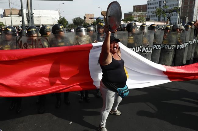 Despite tear gas, Peru protesters vow to keep demonstrating | iNFOnews.ca