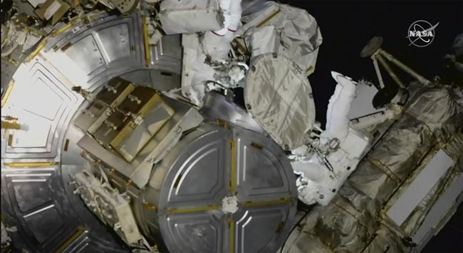 First Native American woman in space steps out on spacewalk | iNFOnews.ca First Native American woman in space steps out on spacewalk | iNFOnews.ca