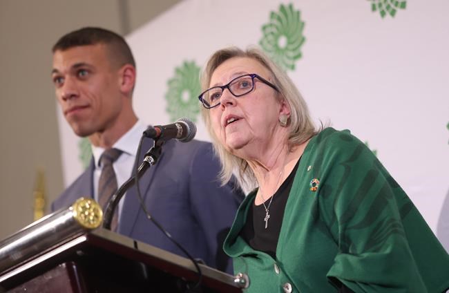 Elizabeth May looks to grow the Green Party as she returns to leadership, with help | iNFOnews.ca Elizabeth May looks to grow the Green Party as she returns to leadership, with help | iNFOnews.ca