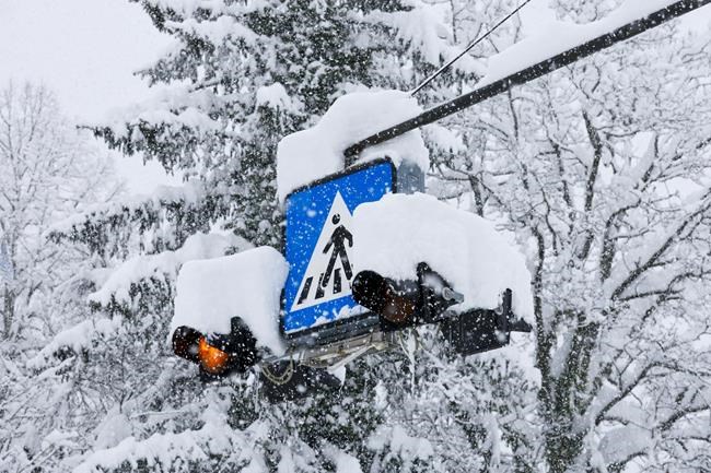 Snow, winds cause traffic chaos, power cuts in Slovenia | iNFOnews.ca Snow, winds cause traffic chaos, power cuts in Slovenia | iNFOnews.ca