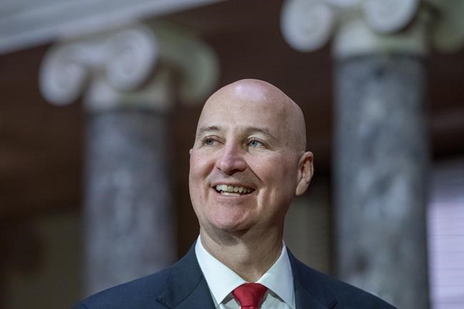 Pete Ricketts sworn in as Nebraska senator, replacing Sasse | iNFOnews.ca