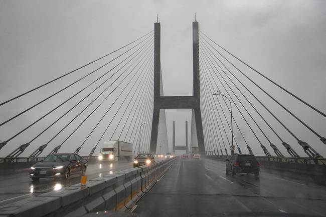Police cite mental health stigma as drivers urge man on B.C. bridge to 'take action' | iNFOnews.ca Police cite mental health stigma as drivers urge man on B.C. bridge to 'take action' | iNFOnews.ca