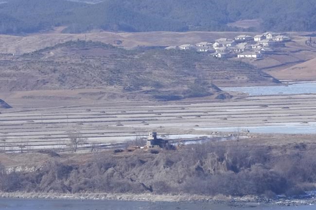 S. Korea to support civilian aid to North in hopes of talks | iNFOnews.ca