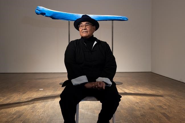 'Make peoples' jaws drop:' Inuvialuk sculptor shaped by cultural stories | iNFOnews.ca 'Make peoples' jaws drop:' Inuvialuk sculptor shaped by cultural stories | iNFOnews.ca