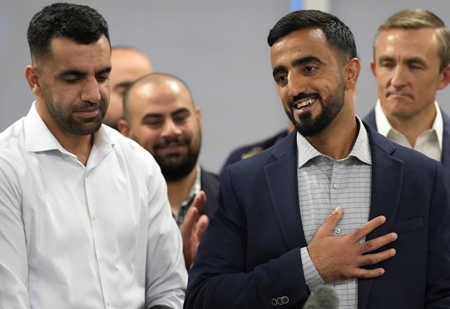 Afghan soldier seeking US asylum hopes for 'American dream' | iNFOnews.ca CP331737228