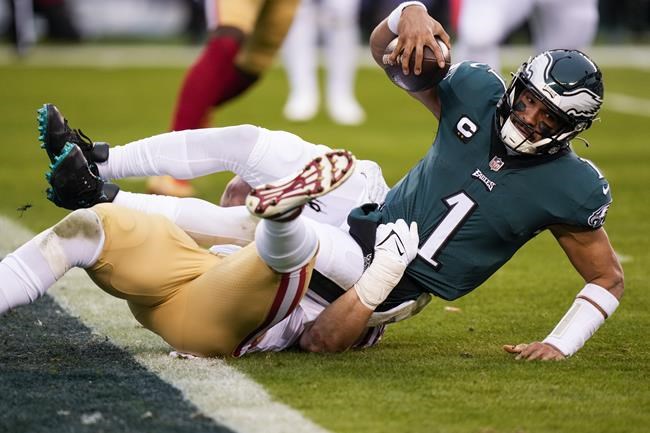 Hurts, Eagles soar into Super Bowl, rout 49ers for NFC title | iNFOnews.ca
