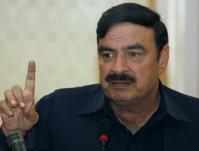 Pakistan arrests prominent political ally of ex-PM Khan | iNFOnews.ca