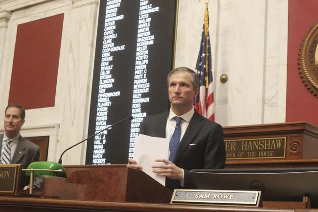 Crowds decry gender-affirming treatment ban in West Virginia | iNFOnews.ca