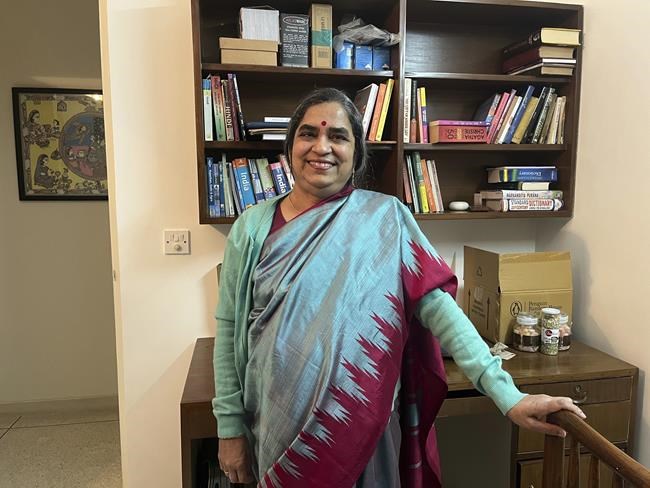 Indian gay couples begin legal battle for same-sex marriage | iNFOnews.ca