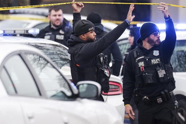 Officer shot at public library remains in critical condition | iNFOnews.ca