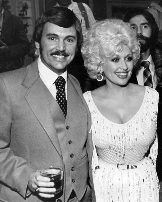 Longtime AP country music chronicler Joe Edwards dies at 75 | iNFOnews.ca