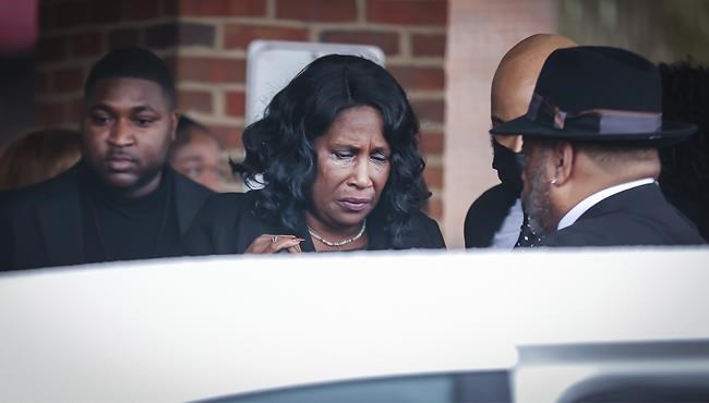 Tyre Nichols' mom, chief: Women on two sides of a tragedy | iNFOnews.ca Tyre Nichols' mom, chief: Women on two sides of a tragedy | iNFOnews.ca