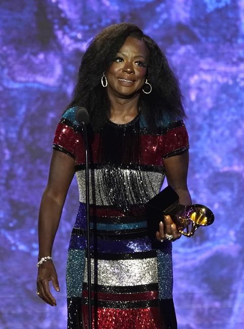 Beyoncé emerges as Grammys queen; Styles wins album honor | iNFOnews.ca