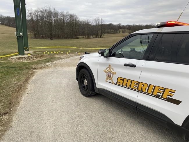 Police: Man fatally shot by Indiana cops fired several shots | iNFOnews.ca Police: Man fatally shot by Indiana cops fired several shots | iNFOnews.ca