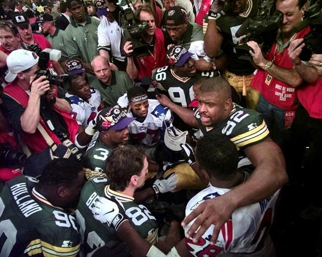 Damar Hamlin put prayer in football back in the spotlight | iNFOnews.ca