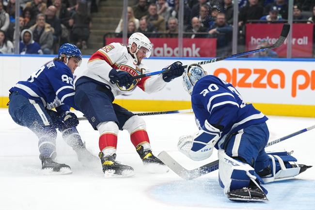 Leafs place goaltender Murray on IR, sign defenceman Timmins to extension | iNFOnews.ca Leafs place goaltender Murray on IR, sign defenceman Timmins to extension | iNFOnews.ca