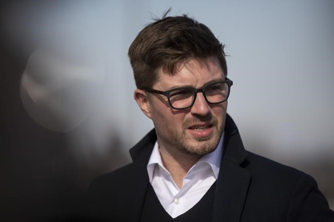Maple Leafs GM Kyle Dubas not focused on future with Toronto beyond this season | iNFOnews.ca Maple Leafs GM Kyle Dubas not focused on future with Toronto beyond this season | iNFOnews.ca