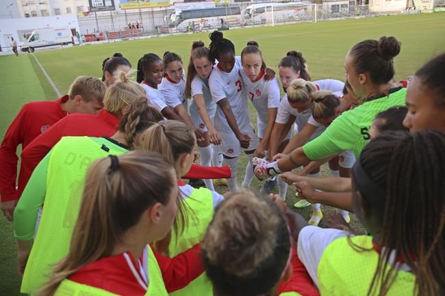 Canada women's soccer team reluctantly returns to training under protest in Florida | iNFOnews.ca Canada women's soccer team reluctantly returns to training under protest in Florida | iNFOnews.ca