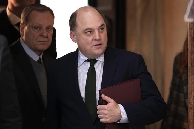 UK to review security after unknown objects puzzle N America | iNFOnews.ca