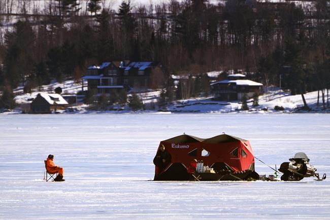 Vermont ice fishing deaths highlight safety protocols | iNFOnews.ca CP1958504502