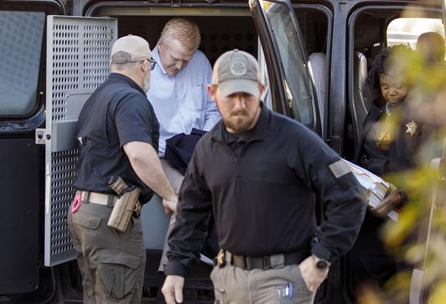 Murdaugh's sister-in-law saw odd behavior after killings | iNFOnews.ca