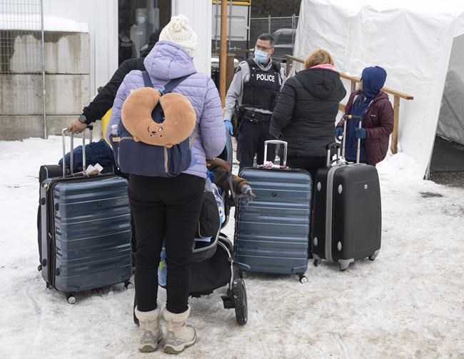 Quebec premier wants Trudeau to discourage asylum seekers from coming to Canada | iNFOnews.ca Quebec premier wants Trudeau to discourage asylum seekers from coming to Canada | iNFOnews.ca