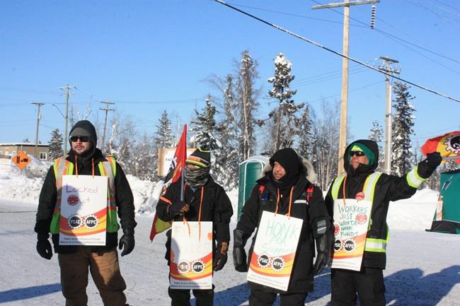 Injunction bars Yellowknife workers from impeding access to city sites | iNFOnews.ca