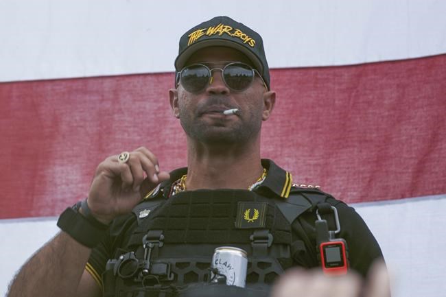 Messages: Officer often fed information to Proud Boys leader | iNFOnews.ca Messages: Officer often fed information to Proud Boys leader | iNFOnews.ca