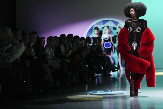 The Blonds close out NYFW in bejeweled, glitzy glamour | iNFOnews.ca The Blonds close out NYFW in bejeweled, glitzy glamour | iNFOnews.ca