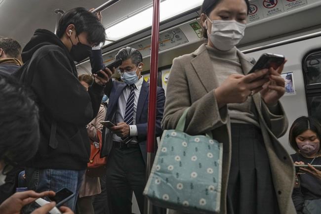 Hong Kong population drops for 3rd year under COVID shadow | iNFOnews.ca Hong Kong population drops for 3rd year under COVID shadow | iNFOnews.ca